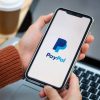 Logo de PayPal, acteur historique des paiements en ligne qui vise désormais un statut bancaire.