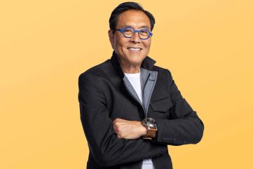 Robert Kiyosaki prévient que le plus grand krach de l’histoire aurait déjà commencé et recommande de se réfugier dans l’or, l’argent et les cryptomonnaies.
